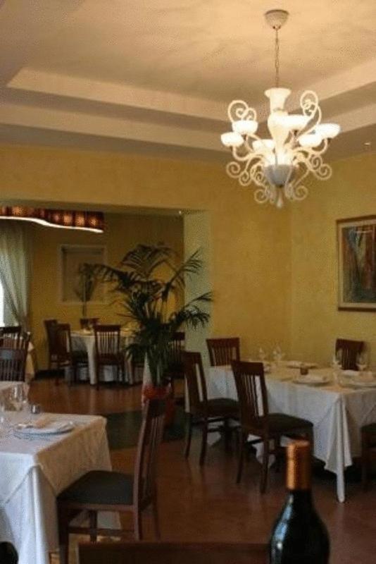 Relais Villa Fornari كاميرينو المظهر الخارجي الصورة