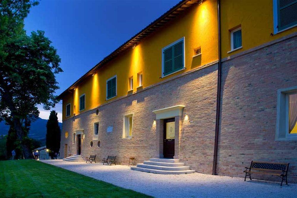 Relais Villa Fornari كاميرينو المظهر الخارجي الصورة